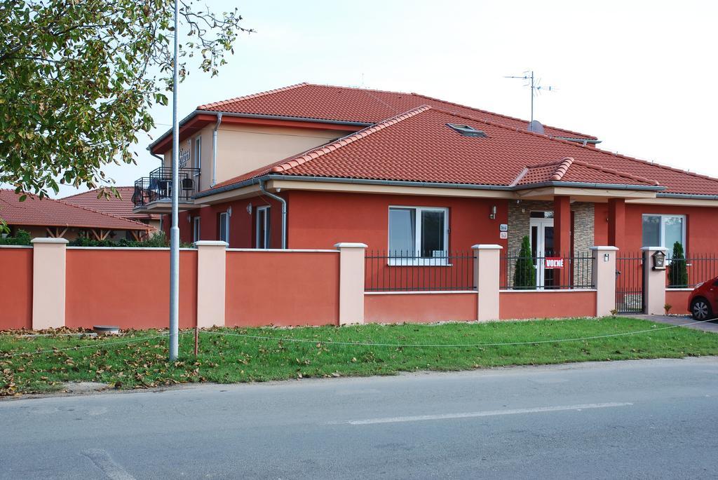 Ferienwohnung Fridrich apartman Veľký Meder Exterior foto