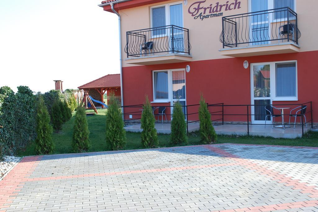 Ferienwohnung Fridrich apartman Veľký Meder Exterior foto