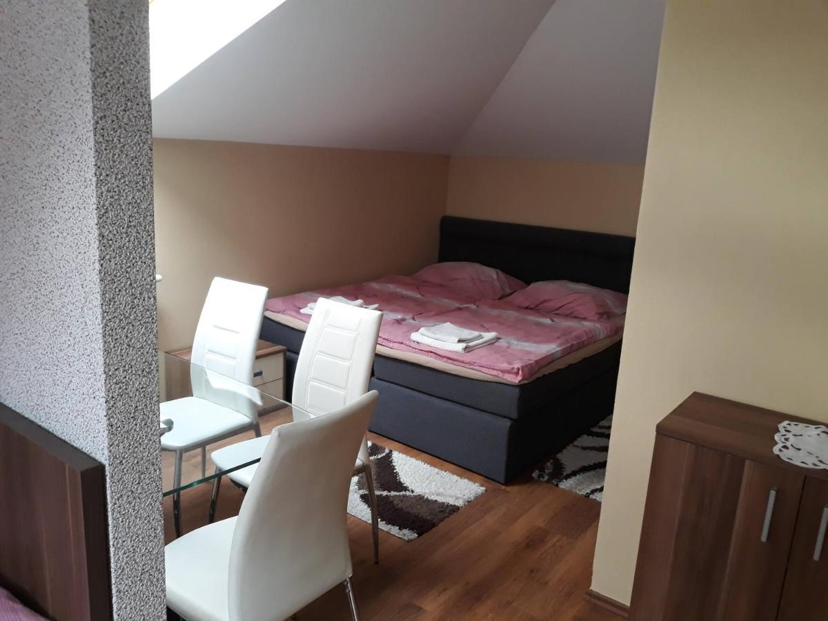 Ferienwohnung Fridrich apartman Veľký Meder Exterior foto